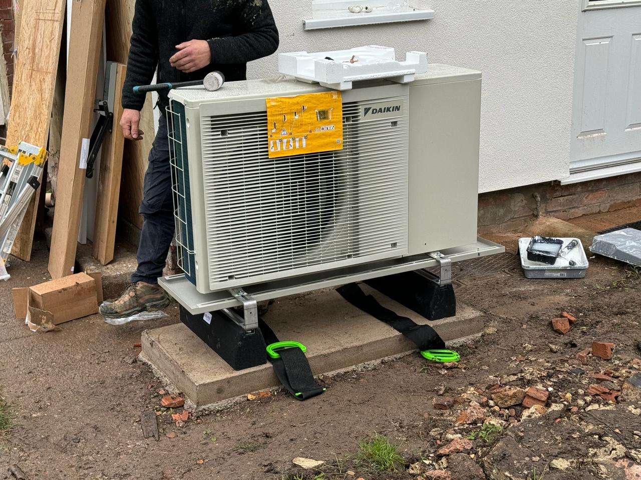 air source heat pump[s bristol